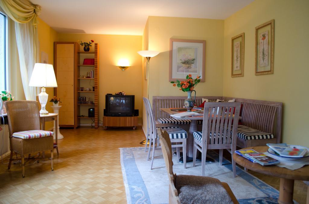 Haus Helvetia Bed & Breakfast Bad Orb Ngoại thất bức ảnh